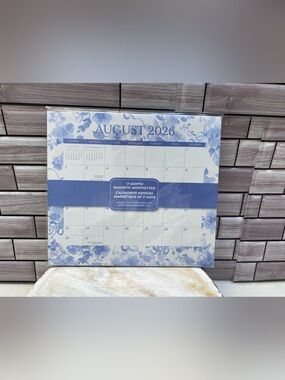 OCS ❤️ 2026-2027 Magnetic Monthly Pad Calendar Floral & Bow New